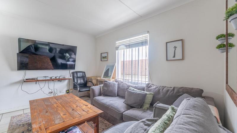 2 Bedroom Property for Sale in Stellenbosch Central Western Cape